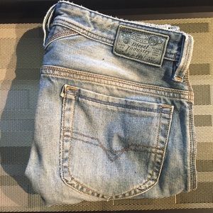 Men’s size 31 Diesel Jeans